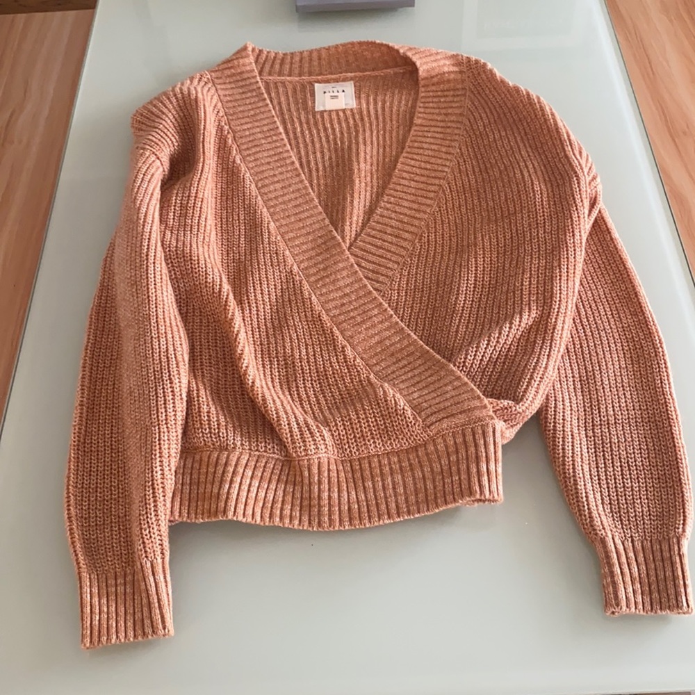 Beautiful peach sweater
